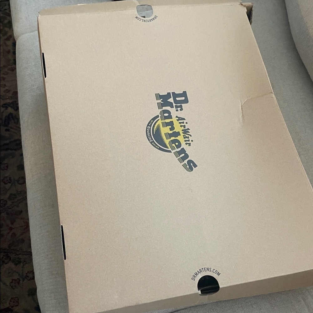 Dr Martens Amaayah Hi Boots- 8 - Picture 5 of 6